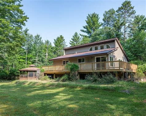 Eagle river real estate. 54521, Eagle River, WI Real Estate and Homes for Sale. Newly Listed Favorite. 1278 NUTHATCH LN, EAGLE RIVER, WI 54521. $35,000 1.55 Acres. Listing by SHOREWEST - EAGLE RIVER. Newly Listed Favorite. 5375 PERCH LAKE RD, EAGLE RIVER, WI 54521. $129,900 2 Beds. 1 Baths. 768 Sq Ft. 