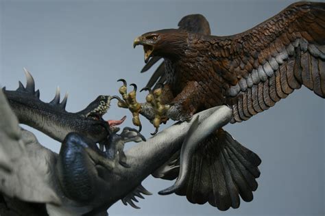 Eagle vs. Fell Beast Edition SIze... - Collector Freaks