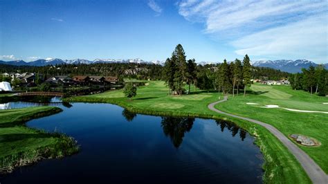 Widgi Creek Golf Club. Address: 18707 SW Century Drive Rates From: $29 (twilight) - $95. Voted the Favorite Golf Course by the Bend Bulletin in 2006, the Widgi Creek Golf Club offers just under 7,000 yards of space from the back tees and 5,000 from the forward tee boxes. What it may lack in yardage it makes up for with tree-lined fairways and large greens.. 