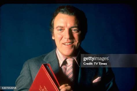 Eamonn Andrews (TV Show Host) - Overview, Biography