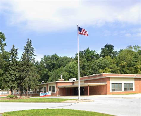 Earl Elementary School in Boyertown, PA 19512