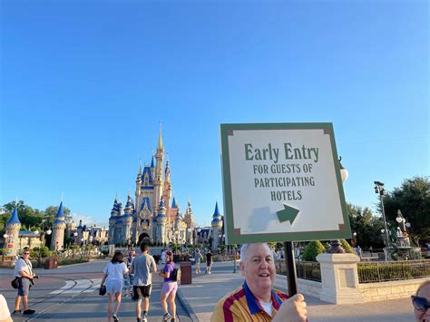 Early Park Entry at Walt Disney World for Resort Guests