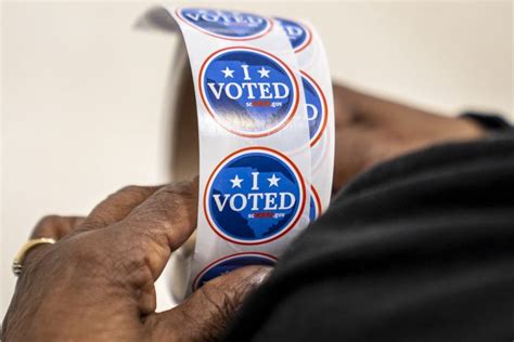 Early voting underway in South Carolina; Find out where to go - WSAV-TV