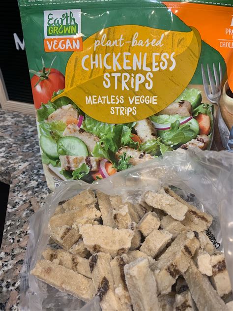 Earth Grown Chickenless Strips, Meatless Veggie Strips