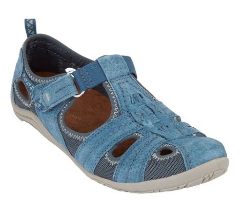 Add To Bundle. Earth origins Nellie fisherman sandals in a 9 wide size. Brand new with box, never been worn! Leather, 9 W US* 100% Leather * Genuine leather upper * Petite ….