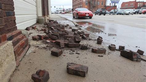 The first happened on Tuesday afternoon just after 4 p.m. CT. A 2.5 magnitude earthquake struck six kilometers (roughly 3.7 miles) southwest of Gypsum, Kansas. Then, in the early hours on .... 
