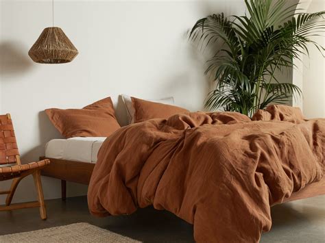 Earthtone Bedding - Photos & Ideas Houzz