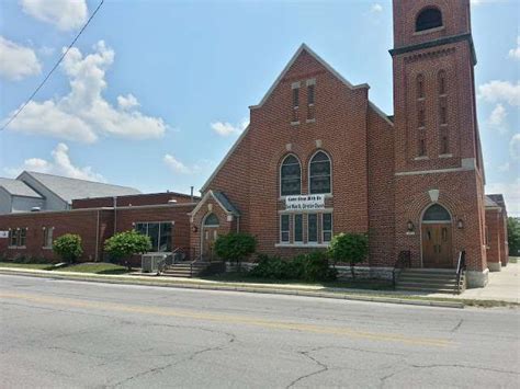 East Main Street Christian Church - Elwood, IN 46036