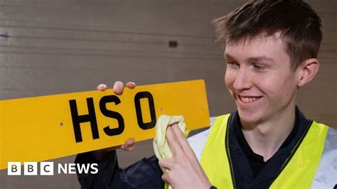 East Renfrewshire Council to sell rare number plate to raise funds ...