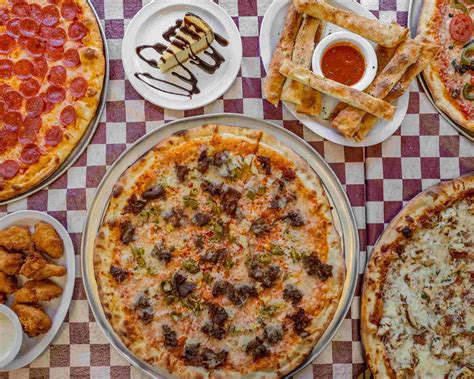 East coast pizzeria. East Coast Pizza, Chesterfield, Missouri. 1,094 likes · 2 talking about this · 3,221 were here. Independent and locally and employee owned Pizza joint featuring New York Style pizza and decor and 