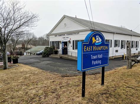 East hampton ct. Hourly Weather-East Hampton, CT. As of 12:42 pm EDT. River Flood Warning +1 More. Tuesday, March 12. 1 pm. 54 ... 