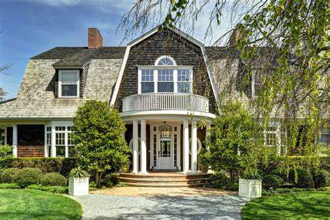 East hampton house. His 18,000 square-foot East Hampton property, known as Burnt Point, was put on the market in the summer of 2015 for $95 million but was taken off the market within a few months. 