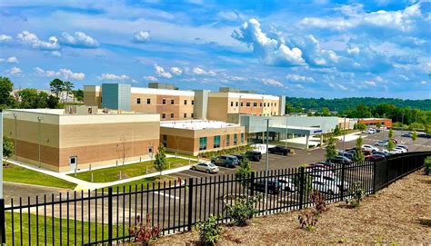 East tennessee behavioral health. Healthcare leaders and community members celebrate opening of new East Tennessee Behavioral Health hospital. The hospital is 3 stories tall and is around 72,000 square feet large, located on 17 ... 
