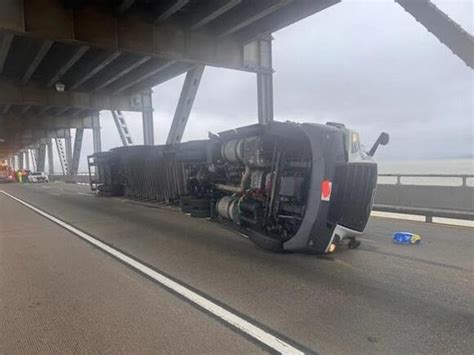 Eastbound 580 reopens to all vehicles after big rigs overturned on Richmond-San Rafael Bridge