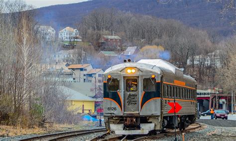Easter Bunny Hop Train rides return to Hoosac Valley