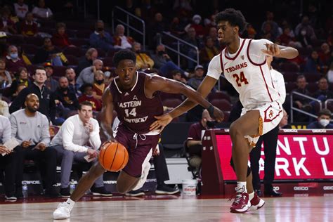 Eastern Kentucky squares off against Southern Utah in CBI Tournament matchup