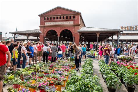 Eastern market detroit mi. Eastern Market's historic setting is the perfect venue for any type of event! Market Maps. Parking, murals, & businesses: find what you're looking for in the market. ... Gratiot Central Meat Market 1429 Gratiot Detroit, MI 48207 313.259.4486 . Hours of Operation. Monday: 9:00 AM - 4:00 PM Tuesday: 9:00 AM - 4:00 PM ... 