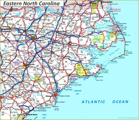 Eastern north carolina. The US state of North Carolina is located in the center of the eastern United States and has a coastline on the Atlantic Ocean to the east. The state borders Virginia in the north, South Carolina in the south, Georgia in the southwest and Tennessee in the west. The state's nickname is "Tar Heel State." Short History 