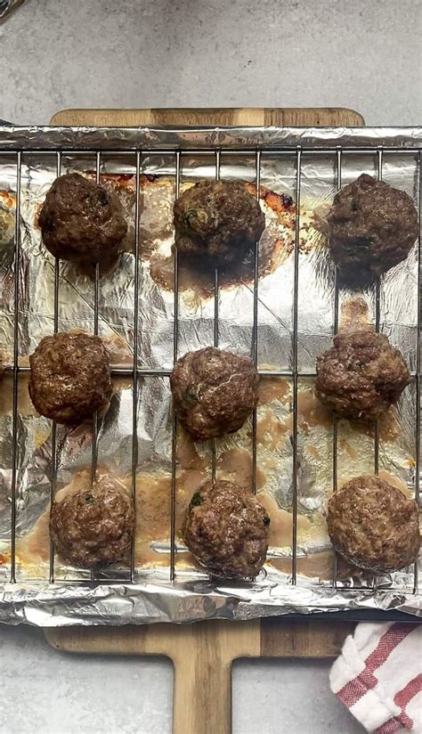 Easy Baked Meatballs - A Seasoned Greeting