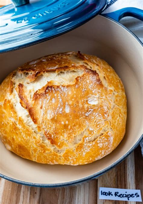 Easy Bread No Dutch Oven