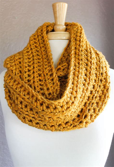 Easy Infinity Scarf Crochet Pattern in Two Hours Crochet infinity