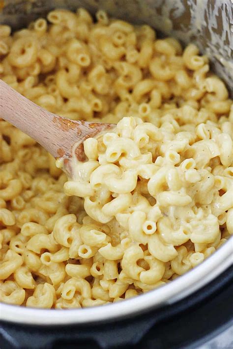 Easy Instant Pot Mac and Cheese - Half-Scratched