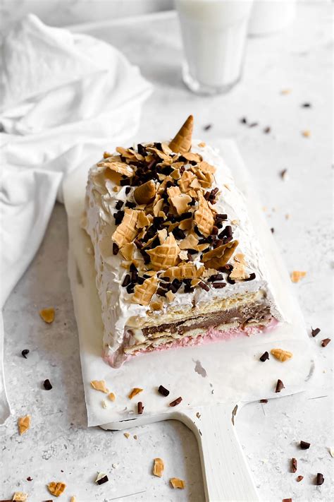 Easy No Bake Ice Cream Cake