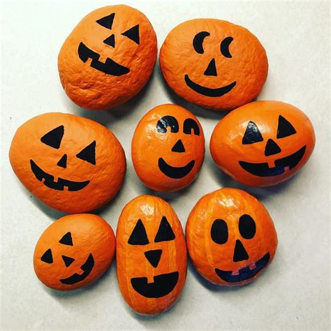 Easy Pumpkin Rock Painting