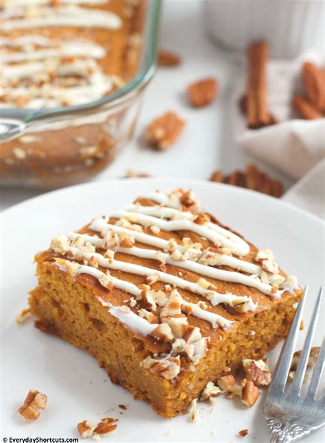 Easy Pumpkin Snack Cake - Everyday Shortcuts