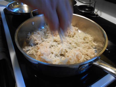 Easy Recipe for Hash Browns - Delishably