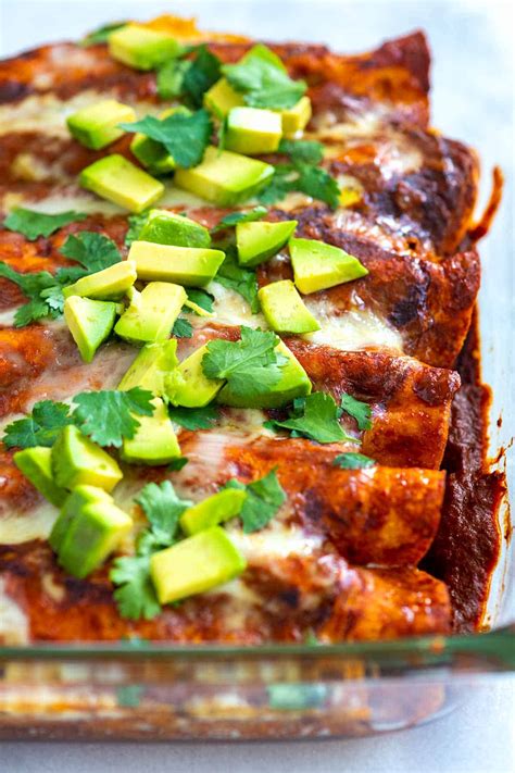 Easy Red Chicken Enchiladas