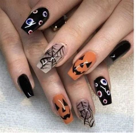 Easy Spooky Nails