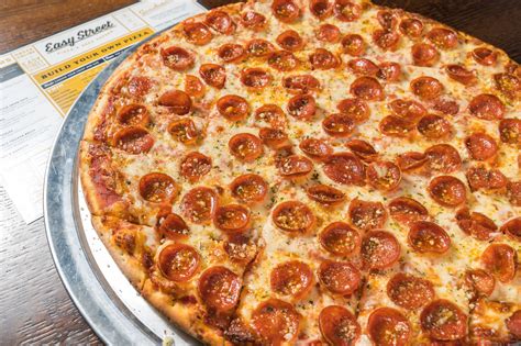 Easy Street Pizza & Patio Chicago, IL 60618 - Menu, 123 Reviews …