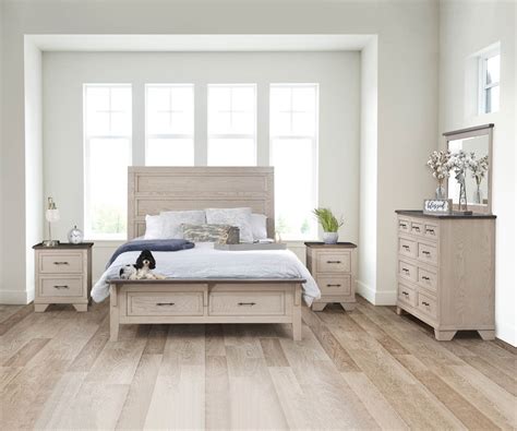 Easy Times Bedroom Collection - Yoder