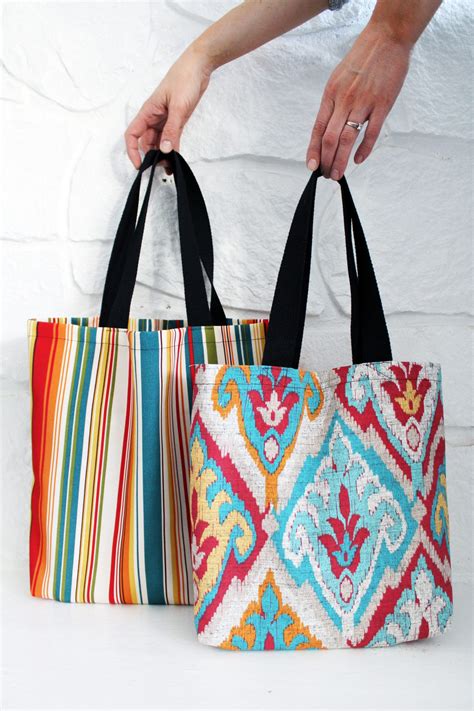 Easy Tote Bag Pattern w/ Video Tutorial Creative Fashion Blog