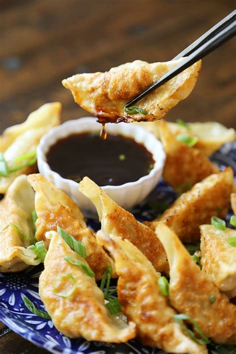 Easy dumplings. Lightly swipe a tiny bit of flour over each disc before stacking them together and keeping them covered underneath a clean kitchen linen while you work on the rest of … 