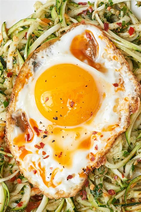 Easy low carb recipes. Jun 11, 2021 · 6 Low carb breakfasts. 1. Eggs and vegetables, fried in coconut oil. 2. Sausage and egg breakfast bites. 3. Cowboy breakfast skillet. 4. Broccoli and cheese mini egg omelets. 