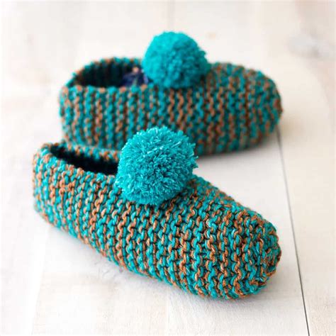 Easy to Knit Slippers Great Beginner Knitting Pattern