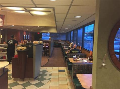 Eat n park murrysville pa. At Eatn Park restaurants, we pride ourselves on consistently creating smiles for our guests. As our greeter, you are the... See this and similar jobs on Glassdoor 