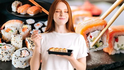 Eats sushi. Coming to you straight from the sushi chef's mouth, MUNCHIES presents the dos and don'ts of eating sushi, as taught by Tokyo's Naomichi Yasuda. Be warned: Yo... 