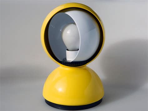 Eclisse (lampada) - Wikipedia