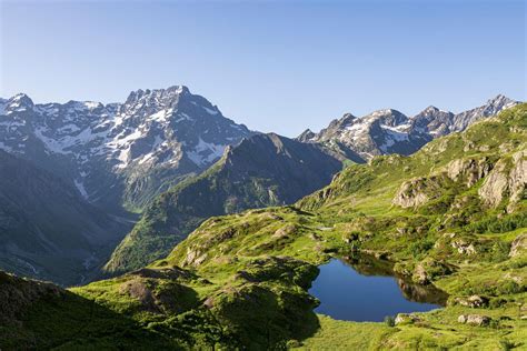 Ecrins nationalpark französische alpen wanderführer cicerone führer. - Wunderliche berg höchst und sein anhang.