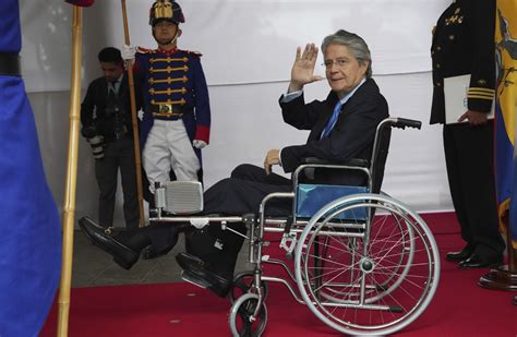 Ecuador court says congress can pursue impeaching president