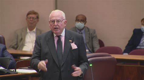 Ed Burke trial judge denies mistrial request after witness statement on corruption