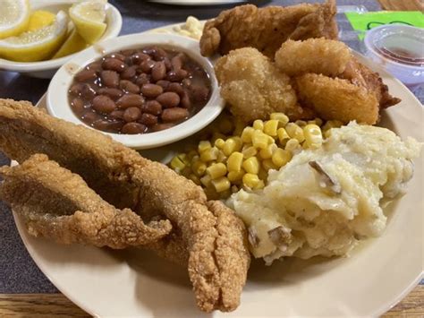 Ed S Catfish in Jonesboro, AR with Reviews - Yellow Pages