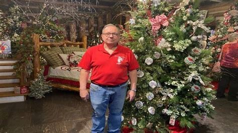 Tis the Season!!! Time to save the date to see the Christmas magic! Christmas at Eddie's Florist Christmas Open House is scheduled for Saturday, November 5th from 8 am to 5 pm and Sunday, November...
