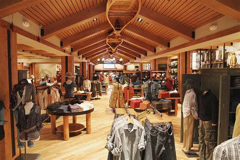 Eddie Bauer outlet stores in New York