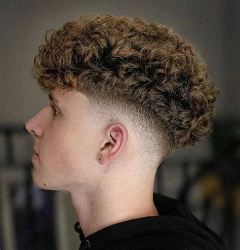 30 Low Taper Fade Haircuts For Men For A Polished Look. A low taper fade is a popular haircut option for guys who choose to look neat and dapper. As it creates a clean and elegant silhouette, you can …