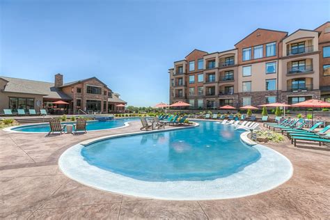 Edgewater at city center. EdgeWater at City Center has 23 units. EdgeWater at City Center is located in Lenexa, the 66219 zipcode, and the Shawnee Mission Public School. The full address of this building is 8395 Renner Blvd Lenexa, KS 66219. 