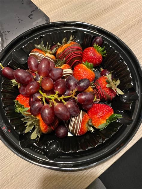Edible arrangements austin tx. Edible Arrangements #1705 - Bee Cave/Lakeway, Austin, Texas. 629 likes · 13 talking about this · 42 were here. We are the fruit experts. Whether it's a birthday or simply a Tuesday, we've got fresh... 